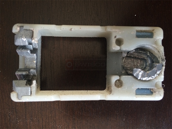 User submitted photos of a pivot shoe.