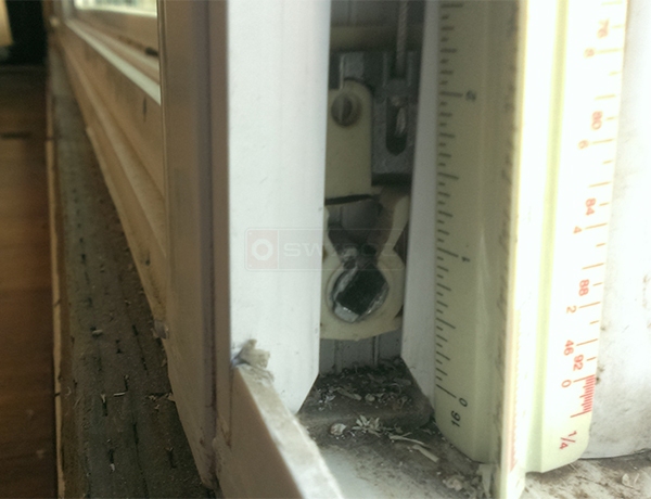 User submitted a photo of a pivot shoe.