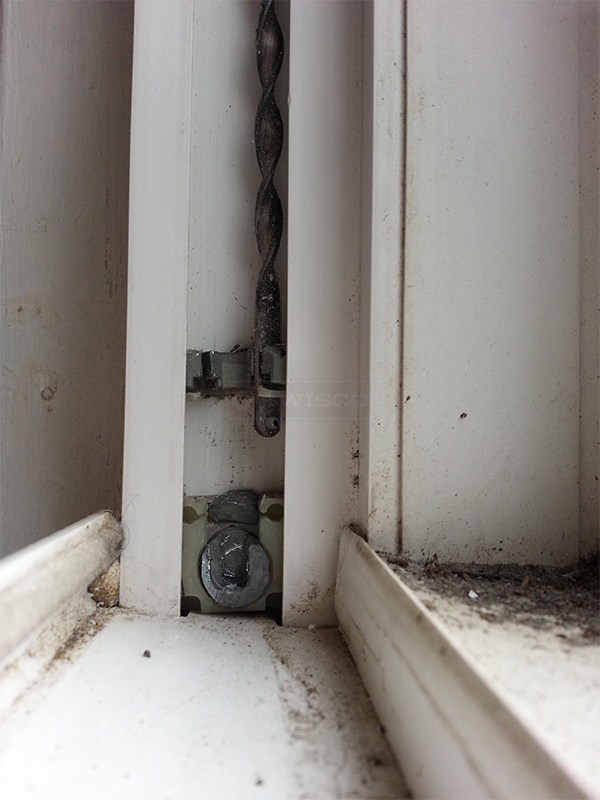 User submitted a photo of a pivot shoe.