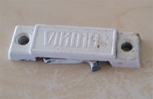 User submitted image of their window hardware.