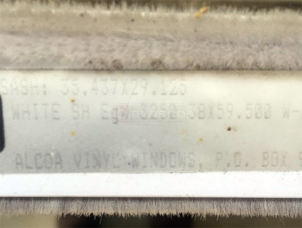 User submitted a photo of window hardware.