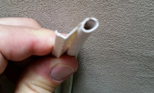 User submitted a photo of bubble seal.