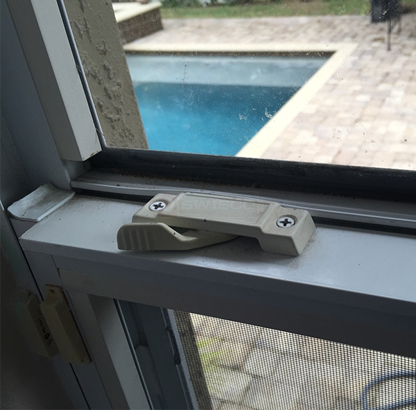 User submitted a photo of window hardware.