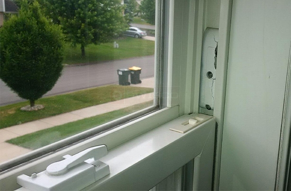 User submitted a photo of window hardware.