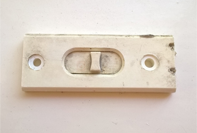 User submitted image of their window hardware.