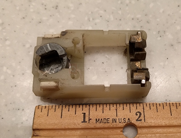 User submitted a photo of a pivot shoe.