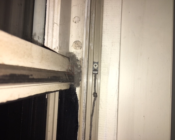 User submitted a photo of window hardware.