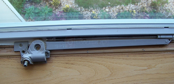 User submitted a photo of window hardware.