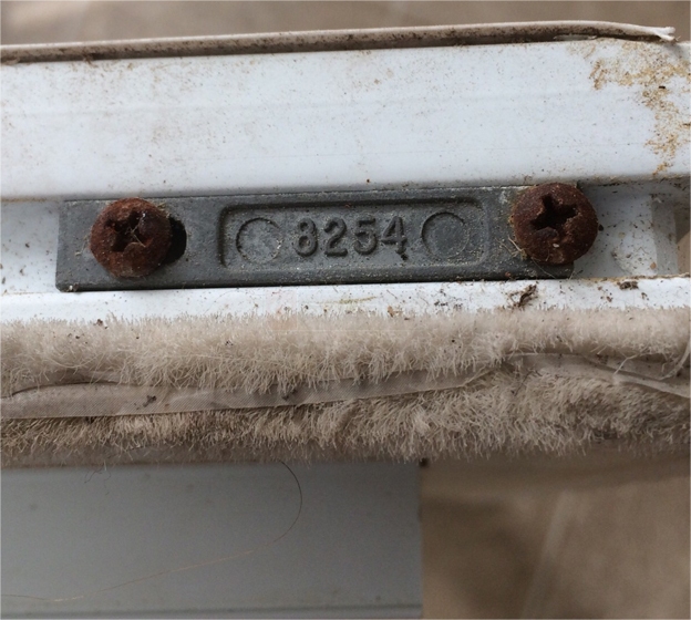 User submitted image of their window hardware.