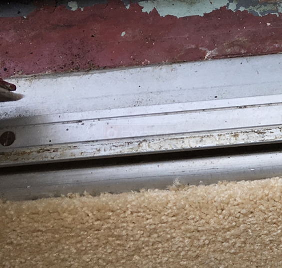 User submitted image of their door hardware.