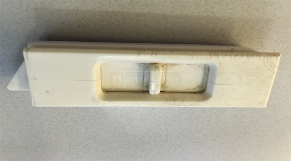 User submitted image of their window hardware.