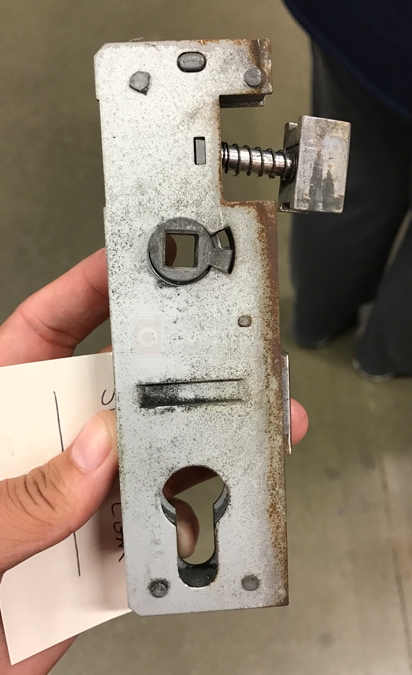 User submitted image of their door hardware.