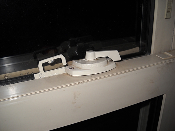 User submitted a photo of window hardware.