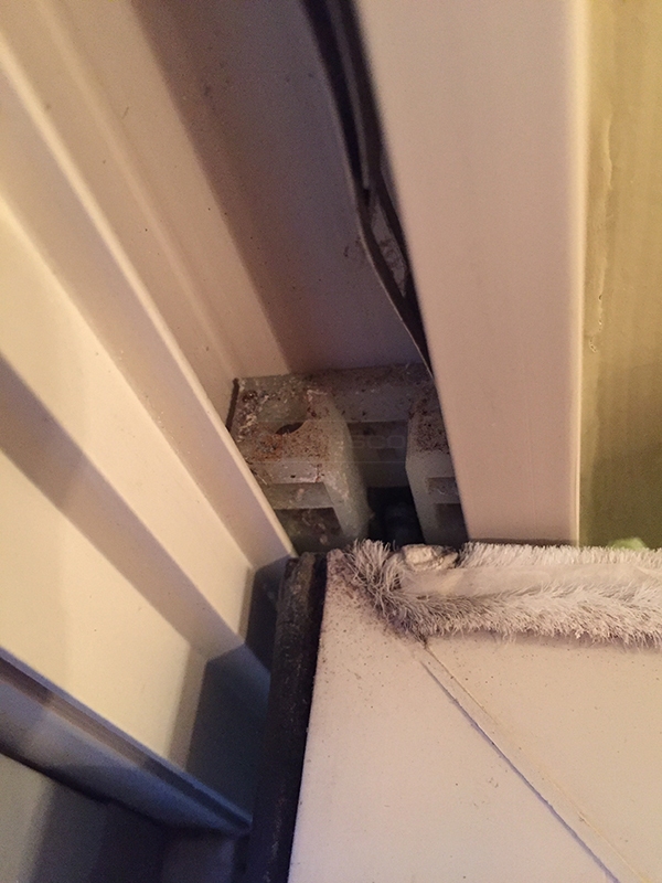 User submitted a photo of window hardware.