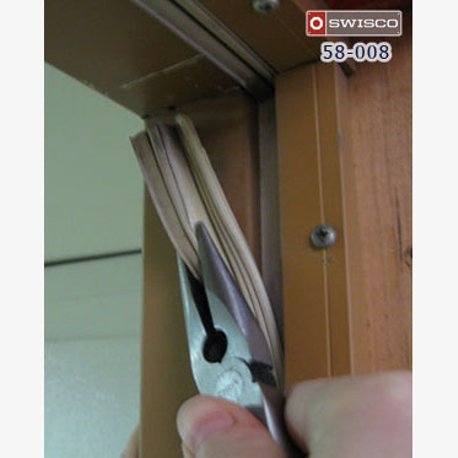 Photo of removing the old 58-008 seal.