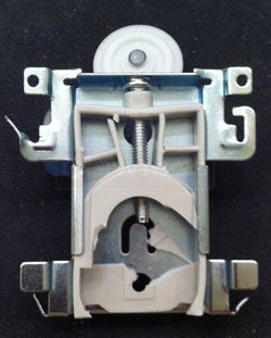 User submitted photo of their broken sliding door bracket.