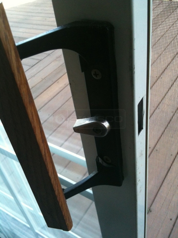User submitted photo of door handle.