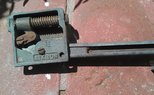 User submitted photo of Rixson operator.