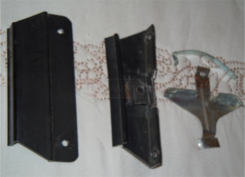 A customer submitted photo of a screen door handle.