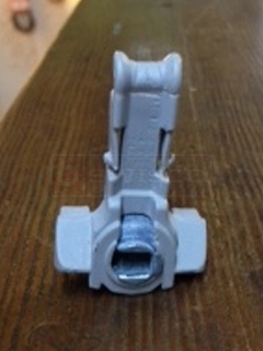 A customer submitted photo of a pivot lock T shoe.