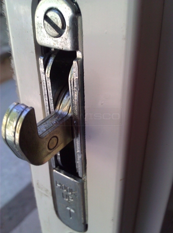 User submitted a photo of a sliding door latch.