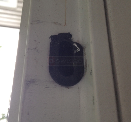 User submitted a photo of a screen door latch.