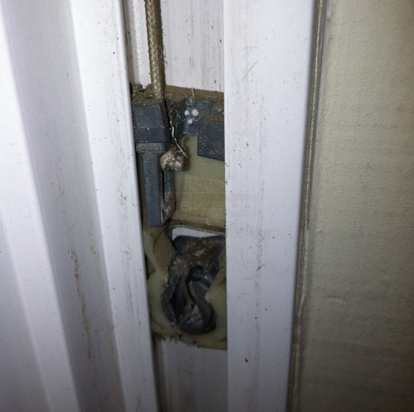 User submitted a photo of window hardware.