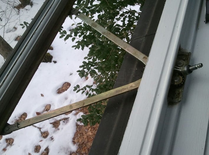 User submitted picture of window operator.