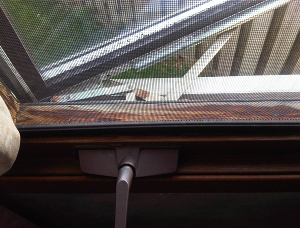 User submitted photos of a window operator.