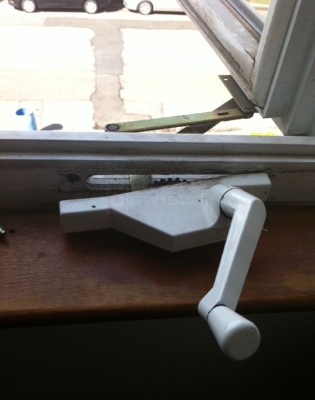 User submitted a photo of a window crank.