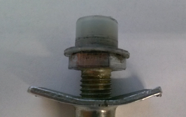 User submitted a photo of a pivot pin.