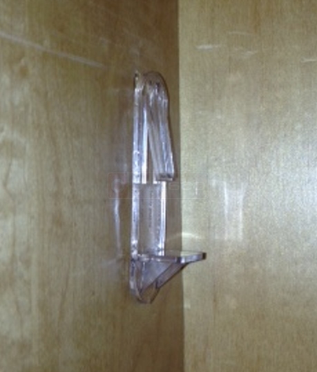 User submitted a photo of a plastic clip.