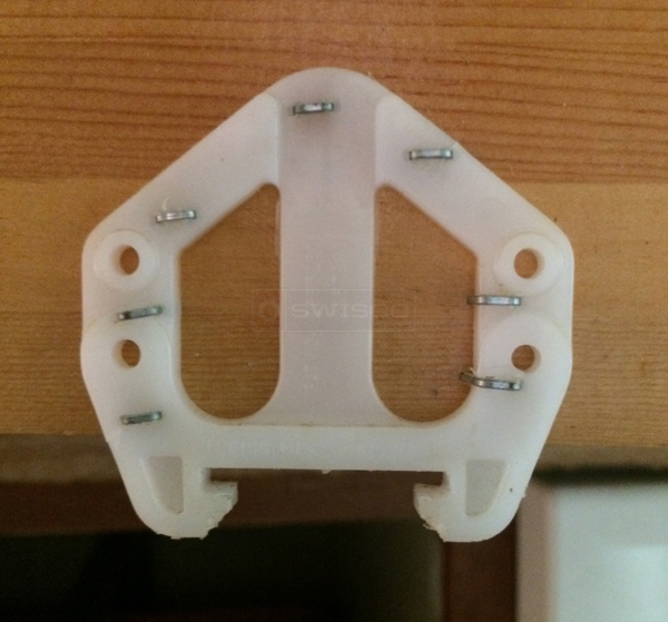 User submitted a photo of a drawer guide.