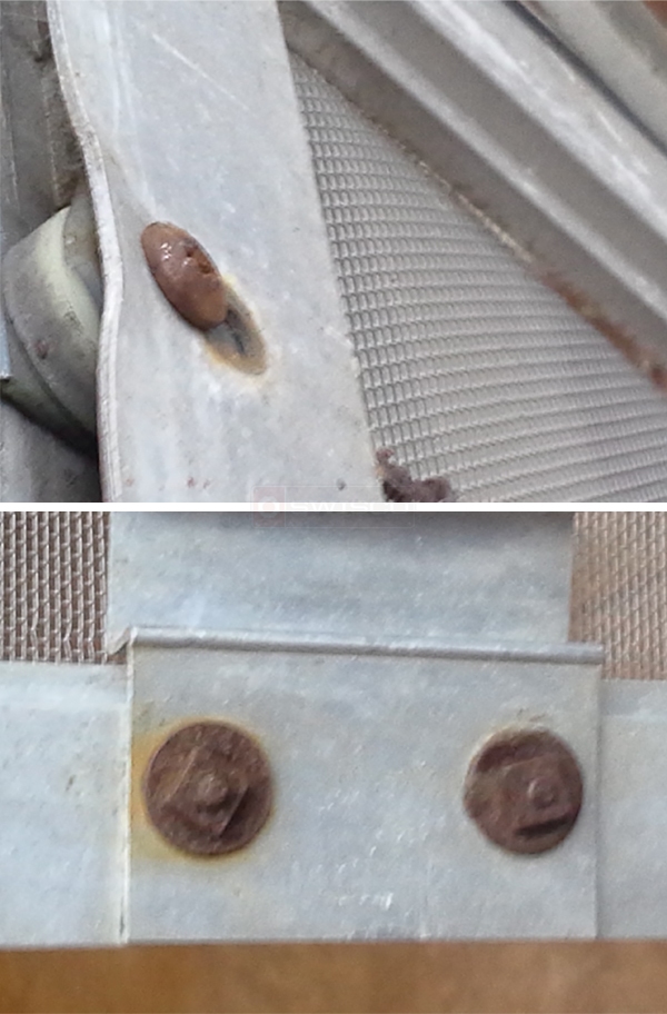 User submitted photos of a screen door roller.