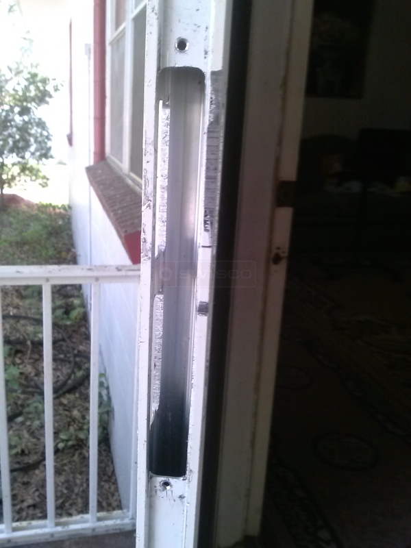User submitted a photo of door hardware.