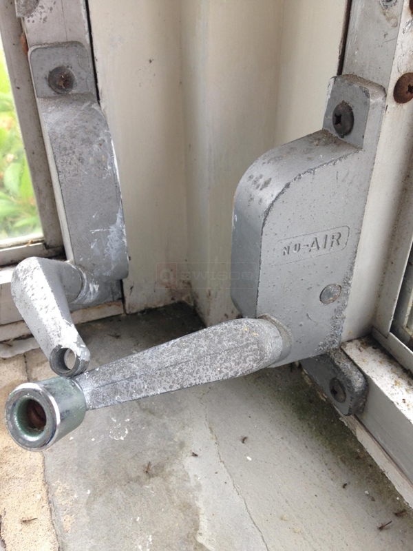 User submitted a photo of a window operator.
