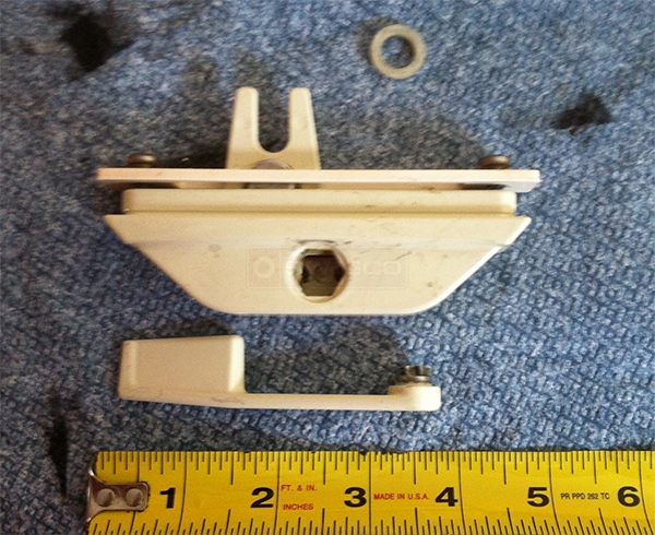 User submitted a photo of a window lock.