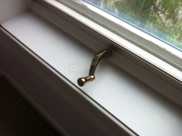 User submitted a photo of a window operator.