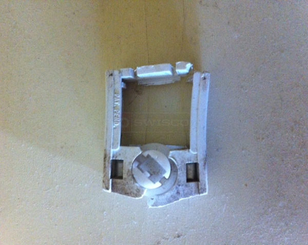 User submitted a photo of a pivot shoe.