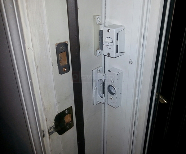 User submitted photos of storm door hardware.