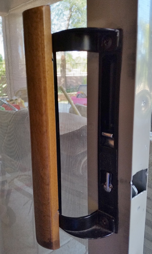 User submitted a photo of a patio door handle.