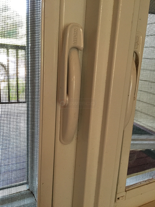 User submitted a photo of a window lock.