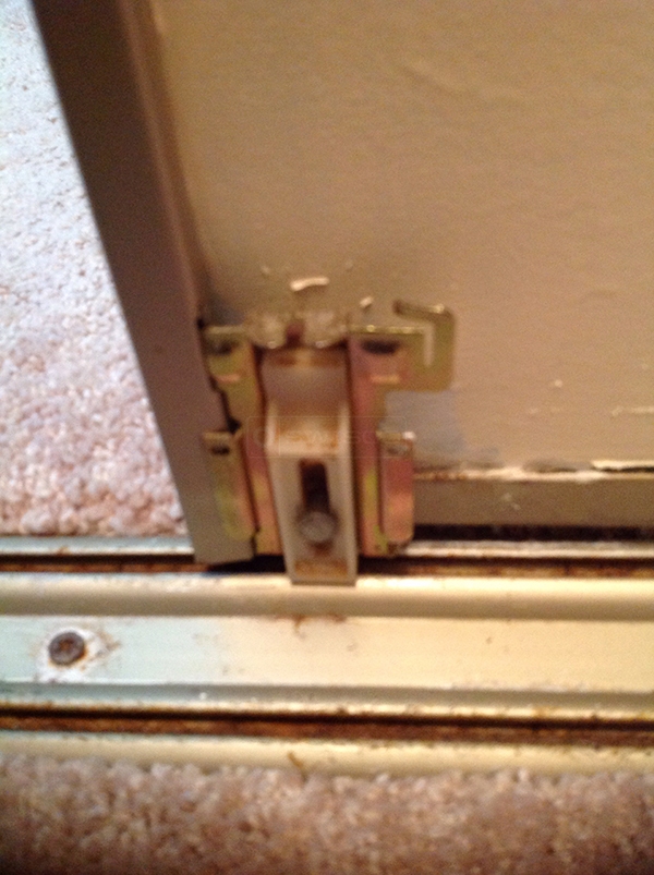 User submitted a photo of closet door hardware.