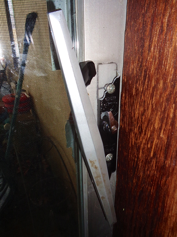 User submitted a photo of a patio door handle.