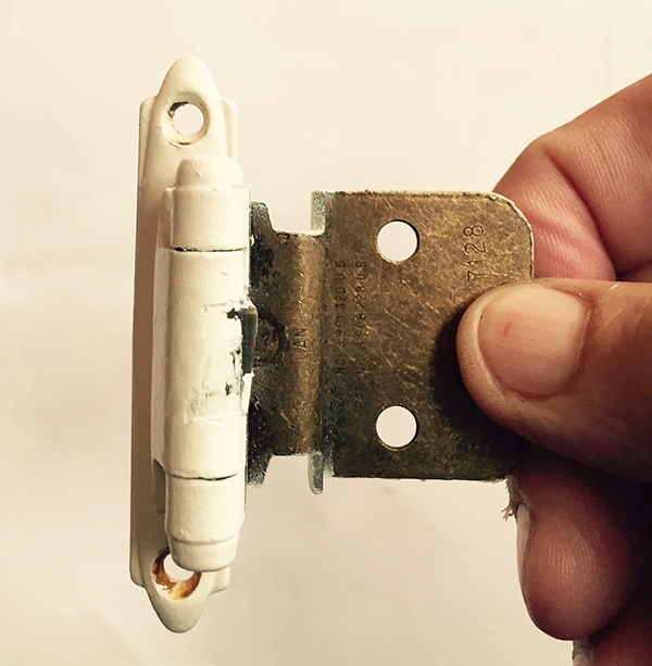 User submitted a photo of a hinge.