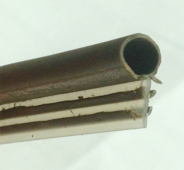 User submitted a photo of bubble seal.