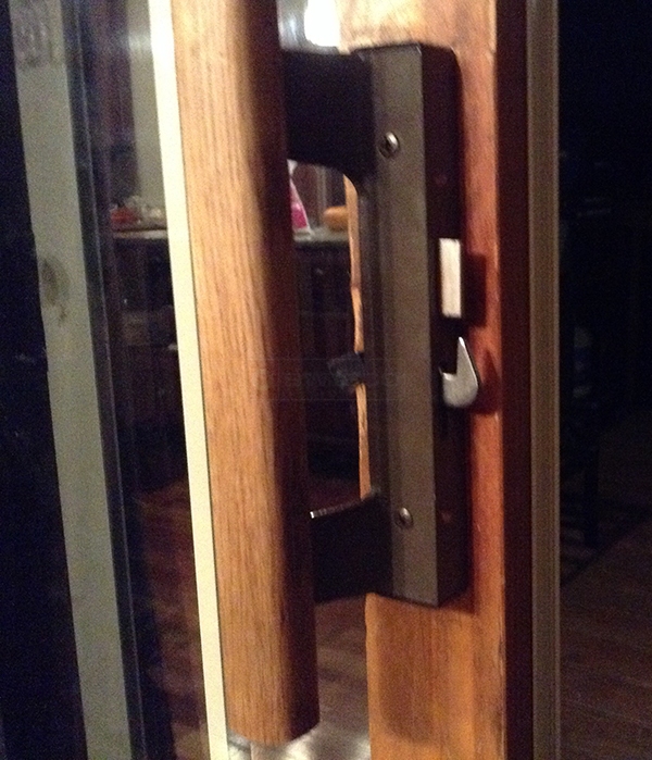 User submitted a photo of a patio door handle.