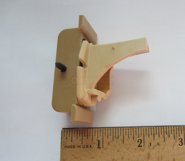 User submitted a photo of a drawer socket.