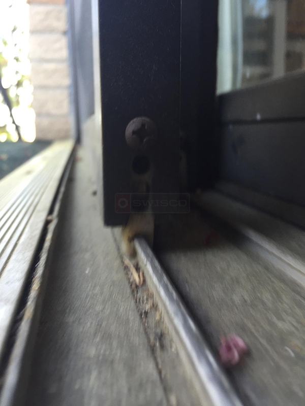 User submitted a photo of window hardware.