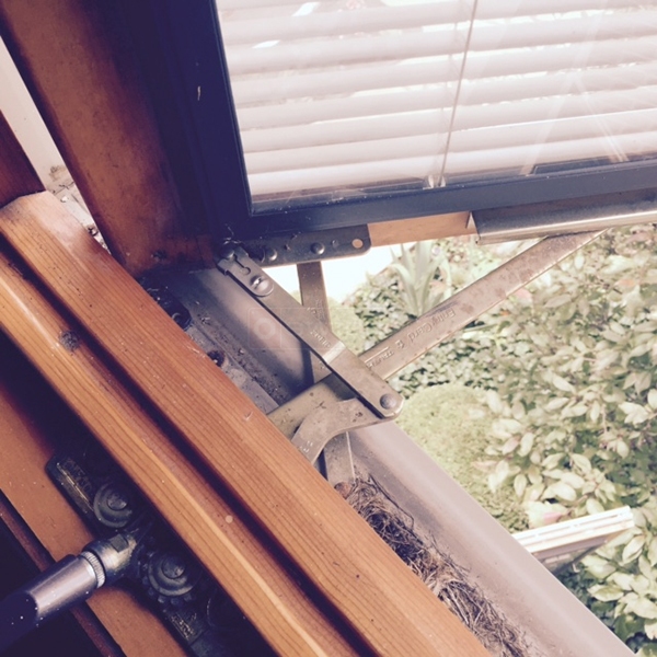 User submitted a photo of a window operator.